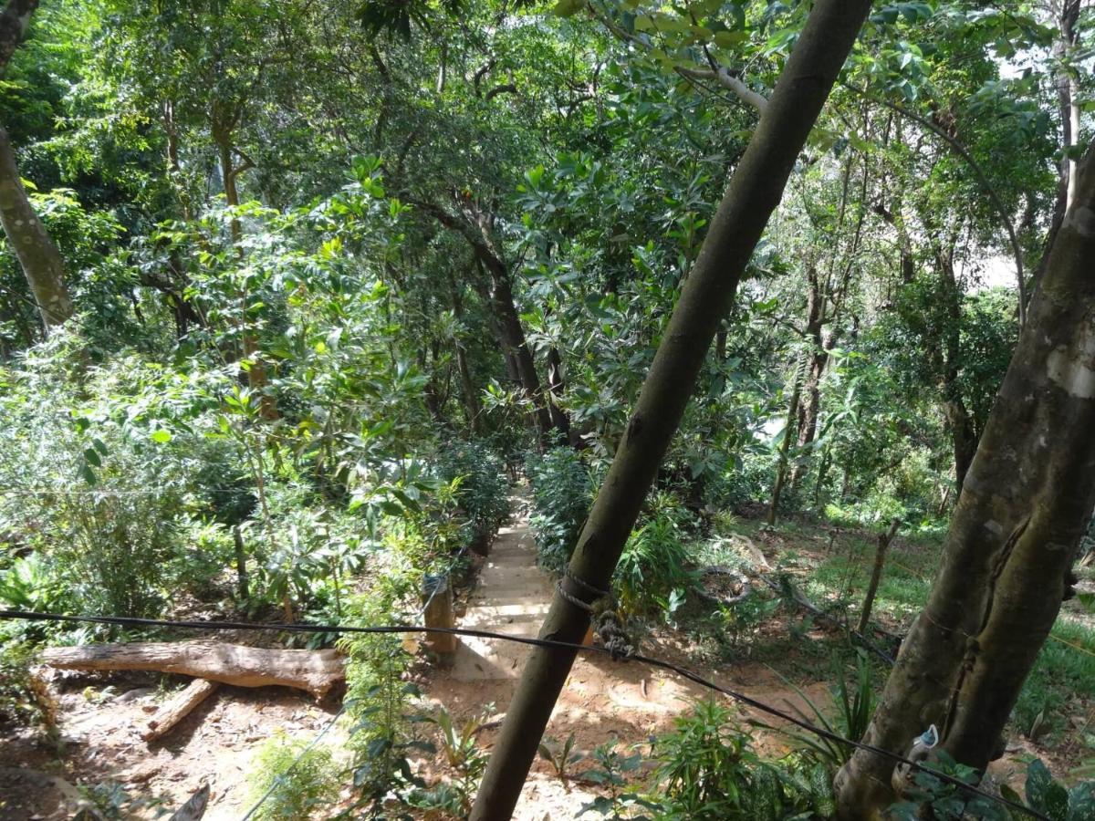 Camp Talusi Hilltop Overlooking El Nido Exterior foto